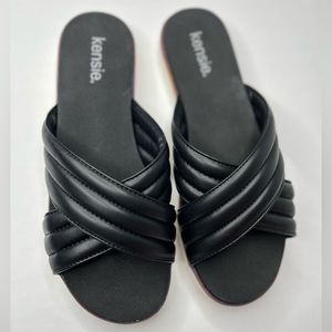 Kenzie Dream Women’s 8.5 cross band slip on Black New with box